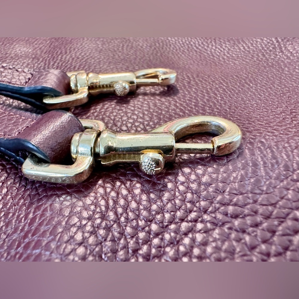 Mulberry | Pebbled Leather Fold-Over Cross-Clutch - Picture 11 of 12